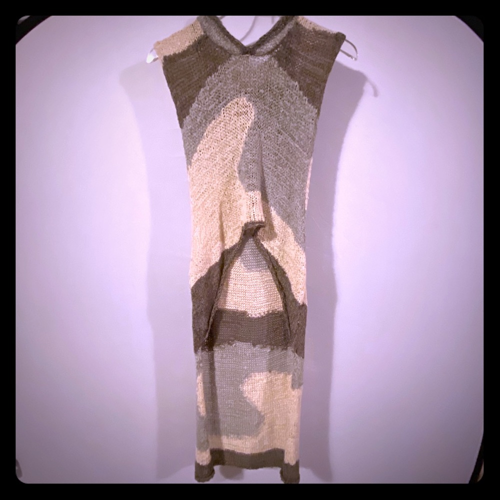 Divided by H&M sleeveless hoodie
